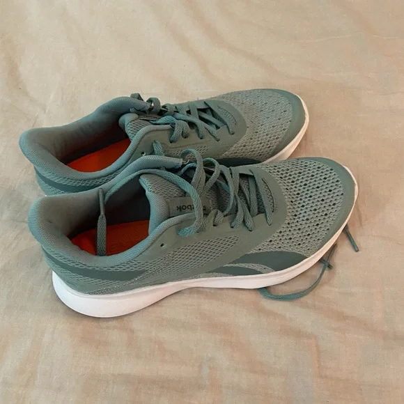 Reebok Memory Tech Runners - Picture 2 of 7